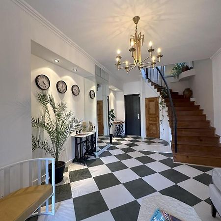 Bina N28 Hotel Кутаиси Екстериор снимка