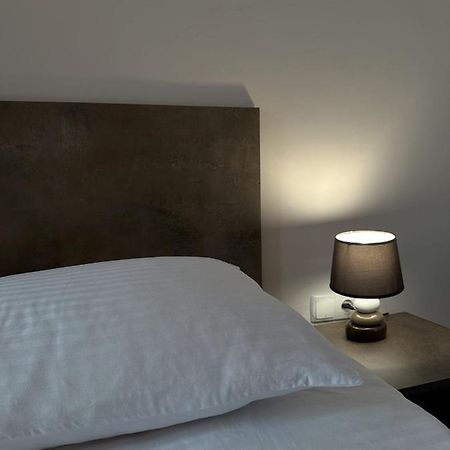 Bina N28 Hotel Кутаиси Екстериор снимка